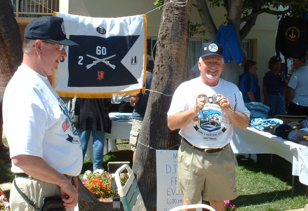danr02e.jpg (151854 bytes)